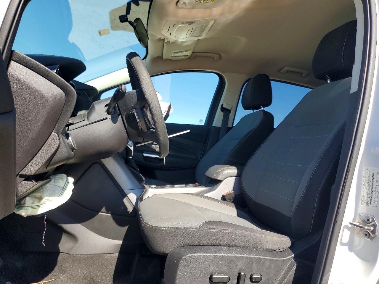 2016 FORD ESCAPE SE photo 7