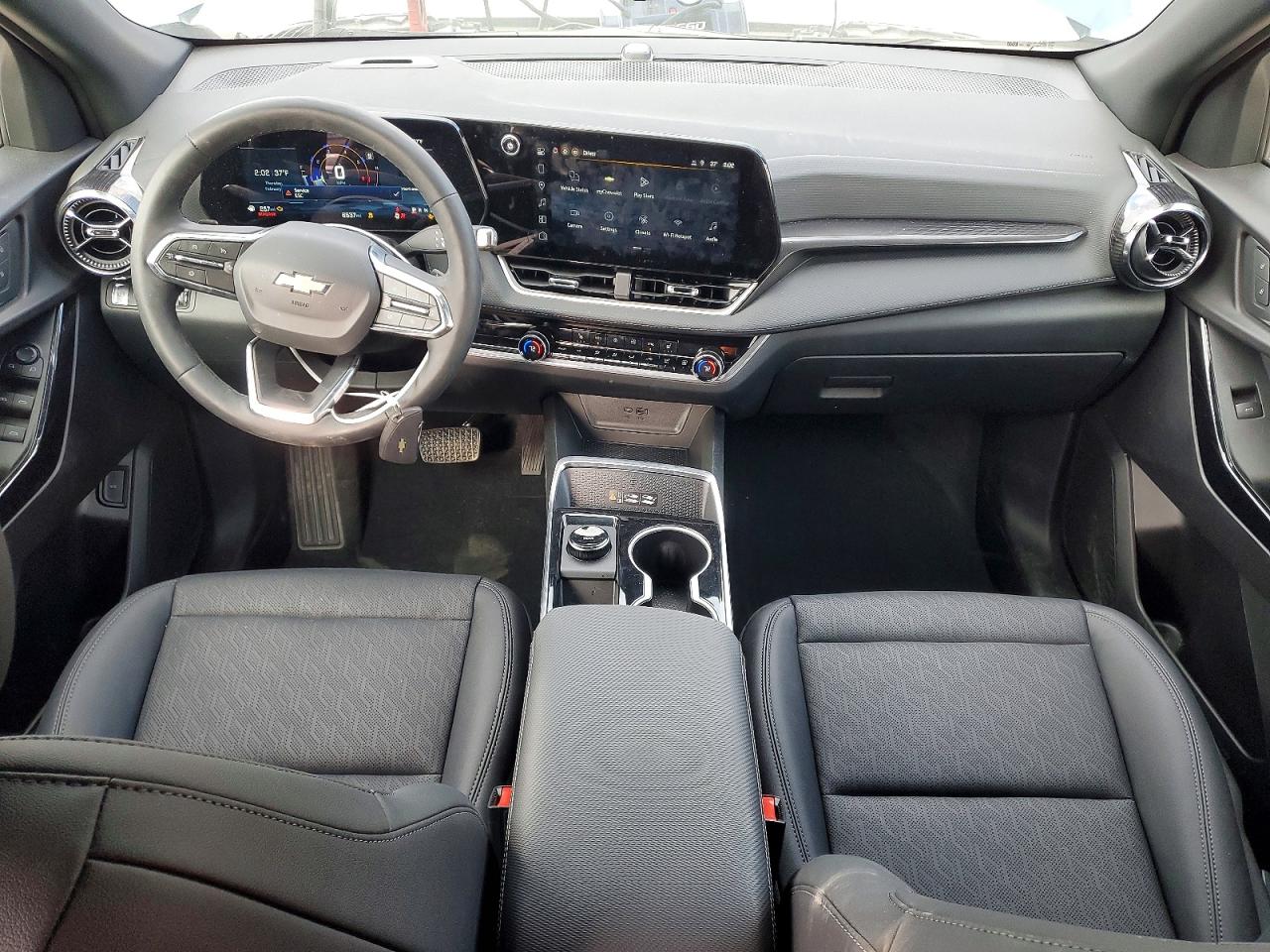 2026 CHEVROLET EQUINOX LT photo 8