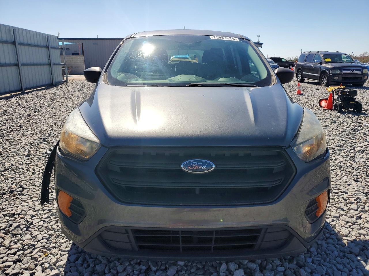 2019 FORD ESCAPE S photo 9
