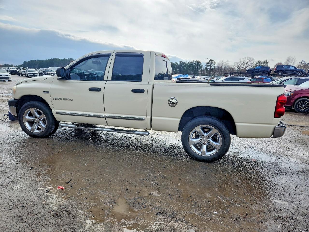 2007 DODGE RAM 1500 ST photo 2