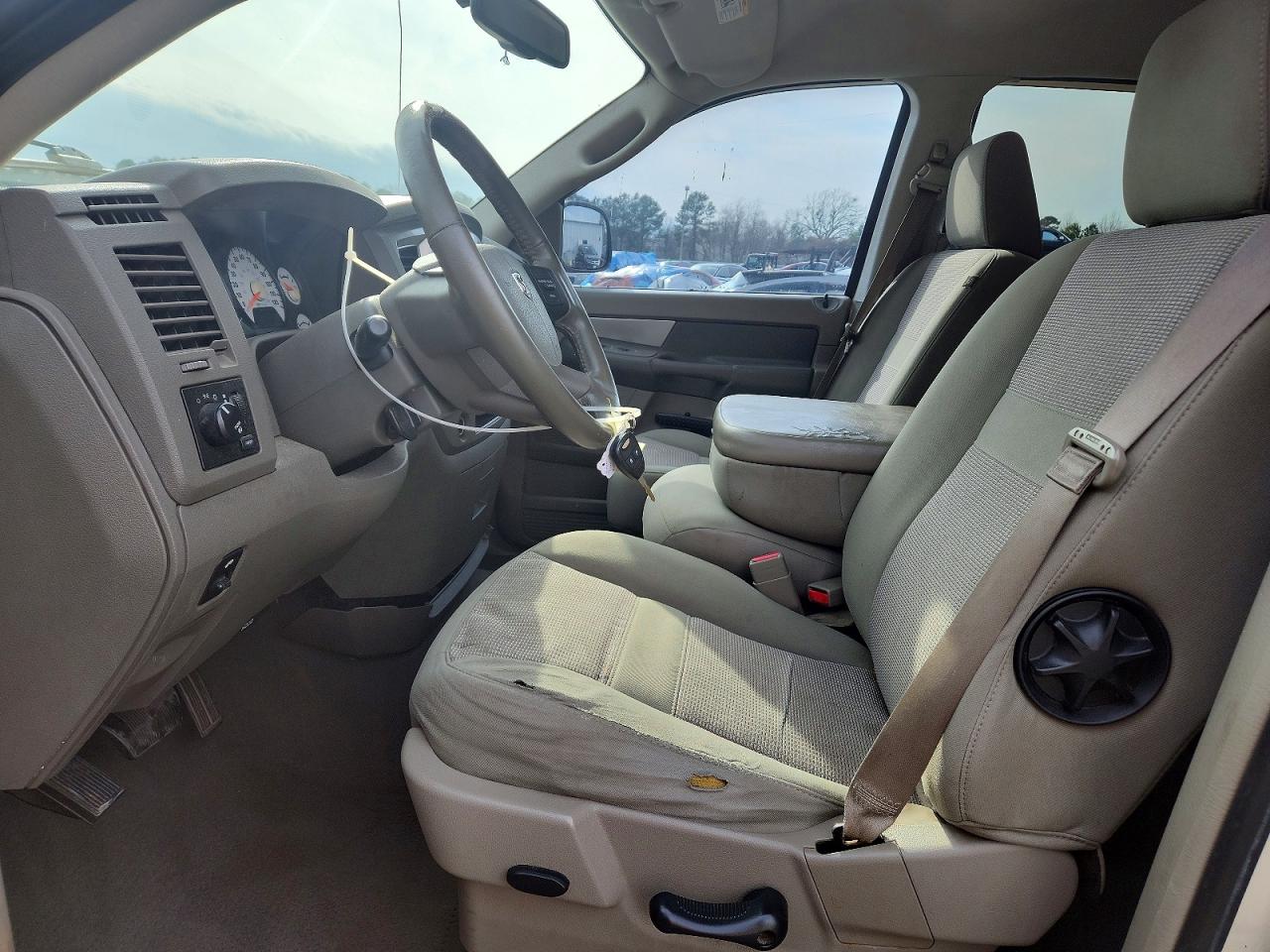 2007 DODGE RAM 1500 ST photo 7