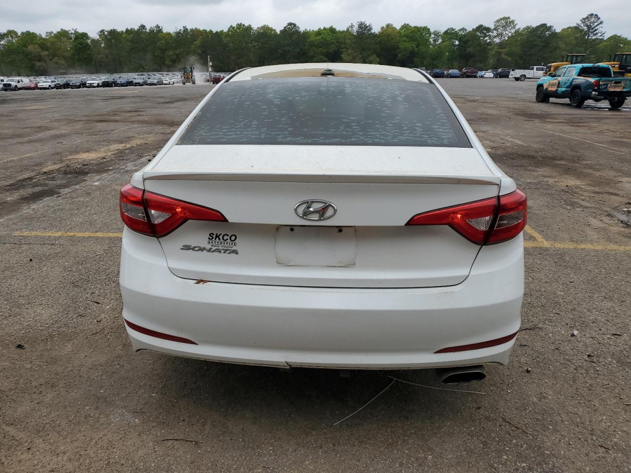 2015 HYUNDAI SONATA SE photo 11