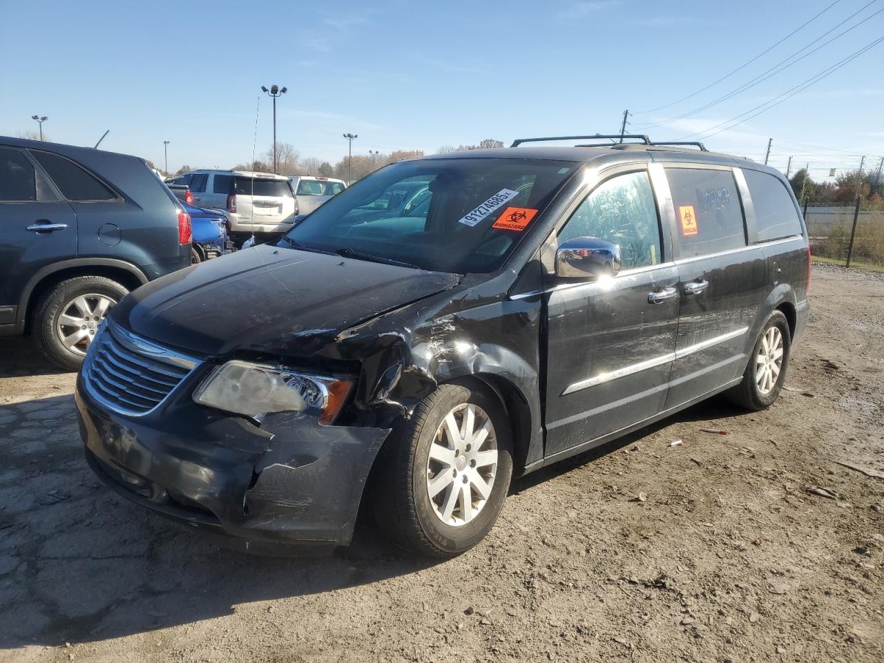 2012 CHRYSLER TOWN & COUNTRY