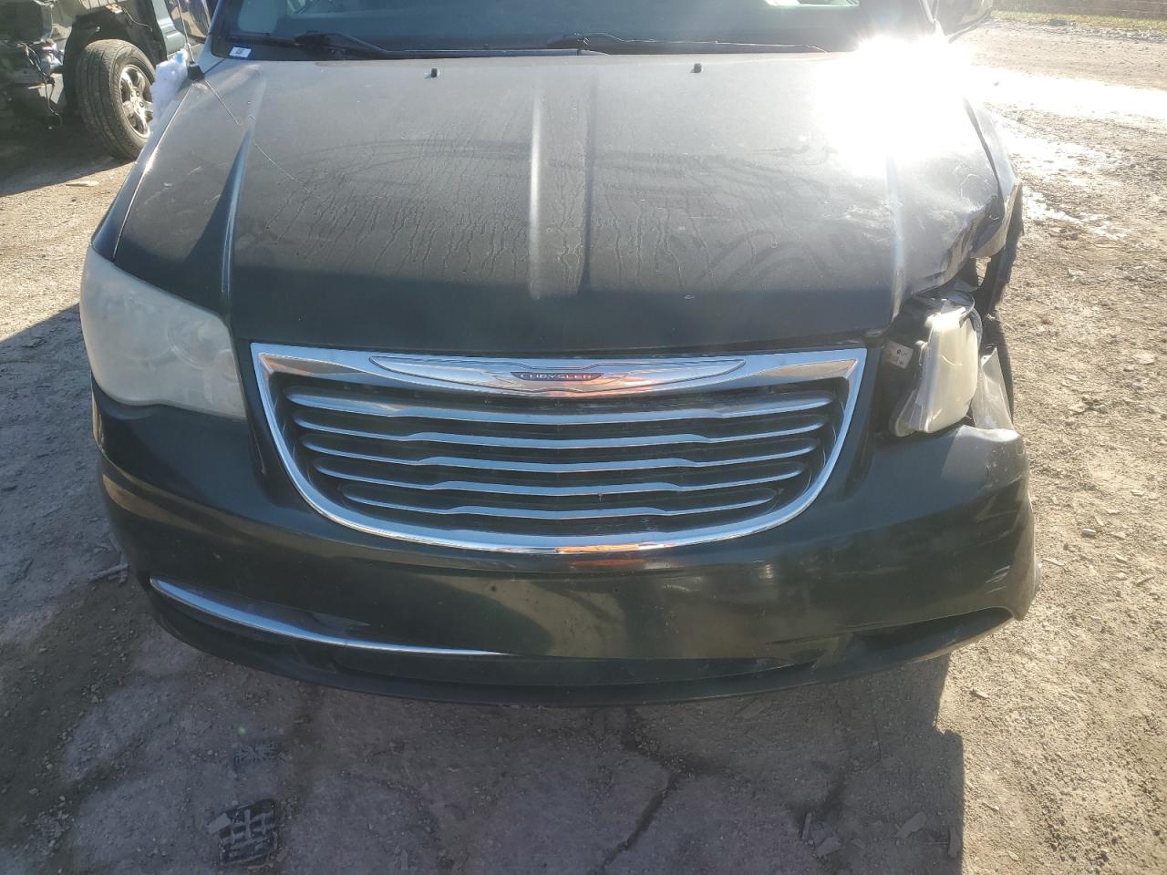2012 CHRYSLER TOWN & COUNTRY TOURING L photo 21