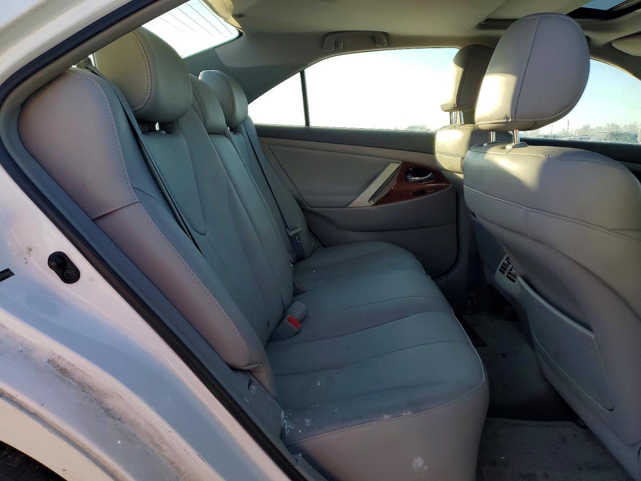 2009 TOYOTA CAMRY photo 10