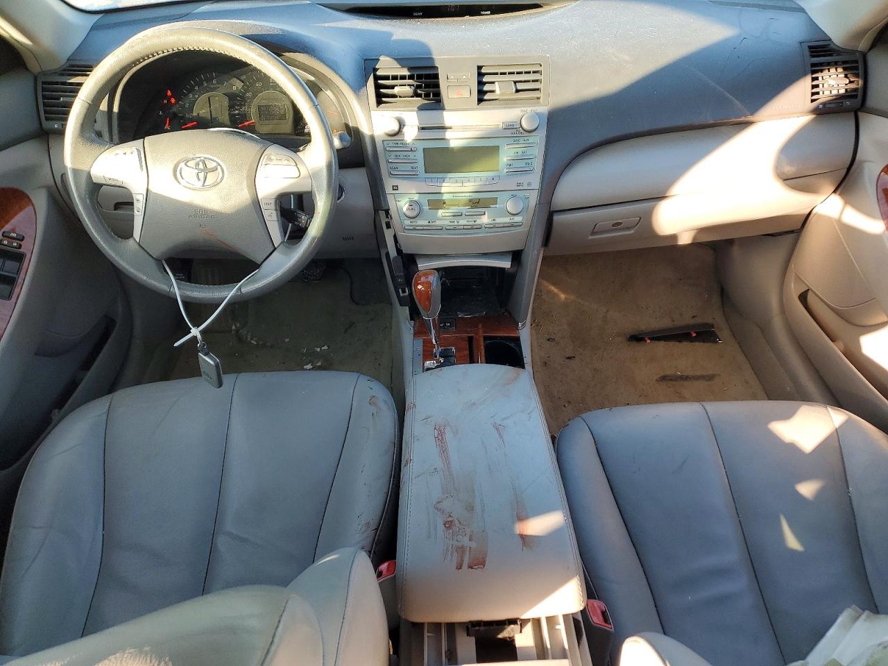2009 TOYOTA CAMRY photo 8