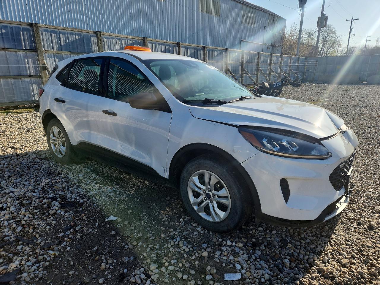 2022 FORD ESCAPE photo 4