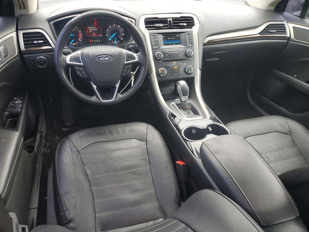 2014 FORD FUSION SE photo 22