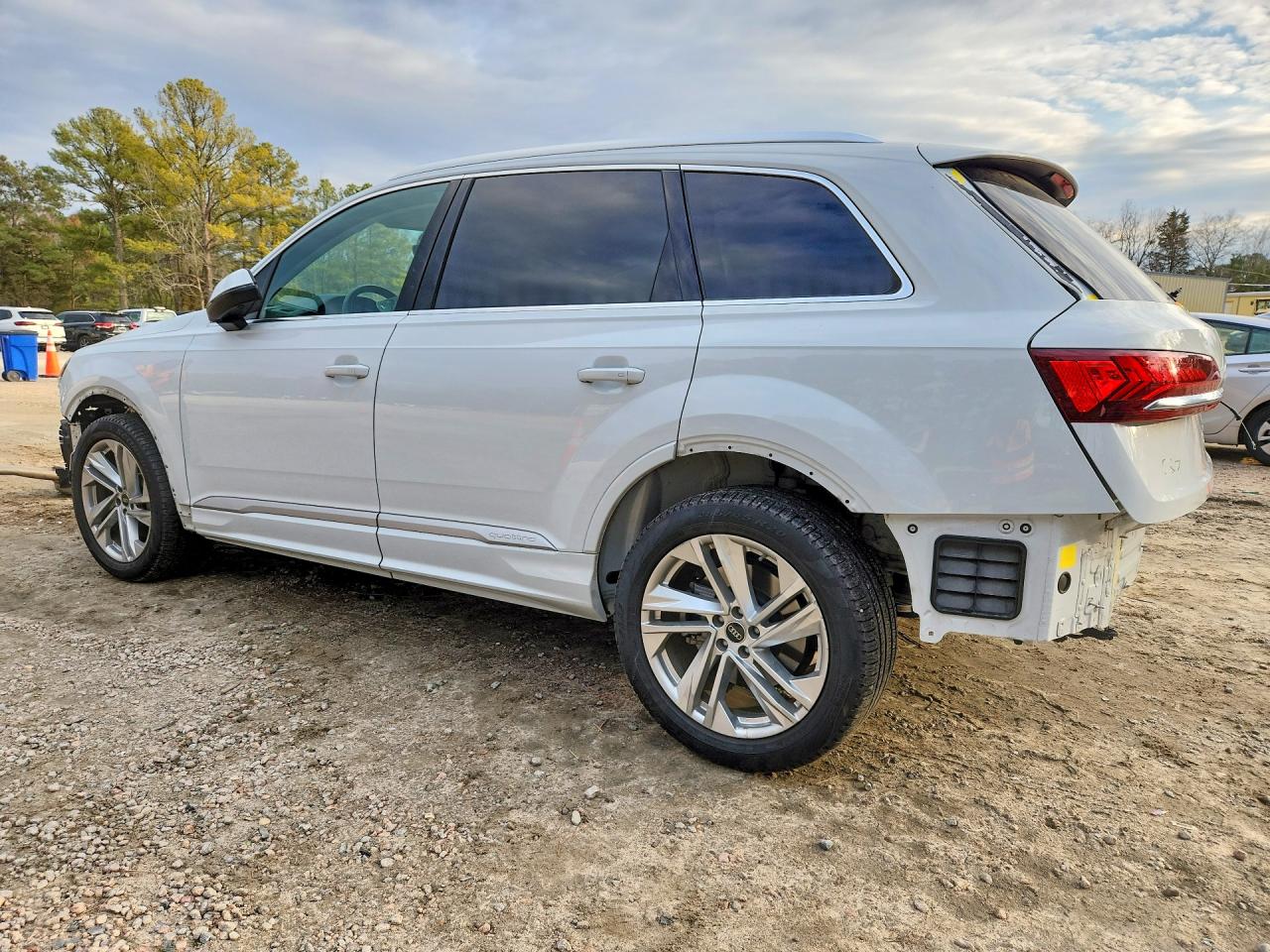 2023 AUDI Q7 PREMIUM PLUS photo 2