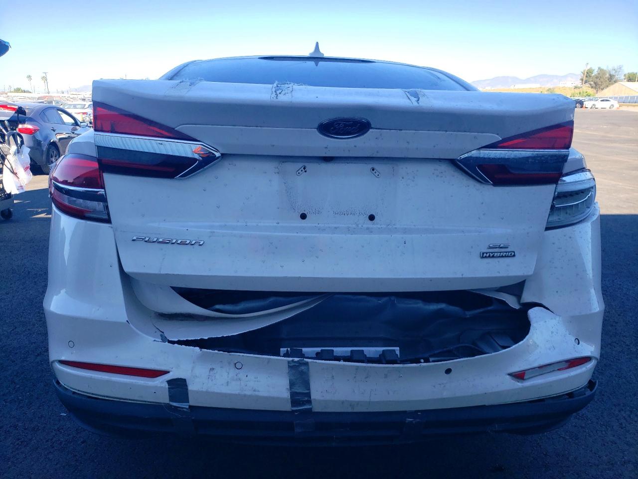 2020 FORD FUSION SE photo 6