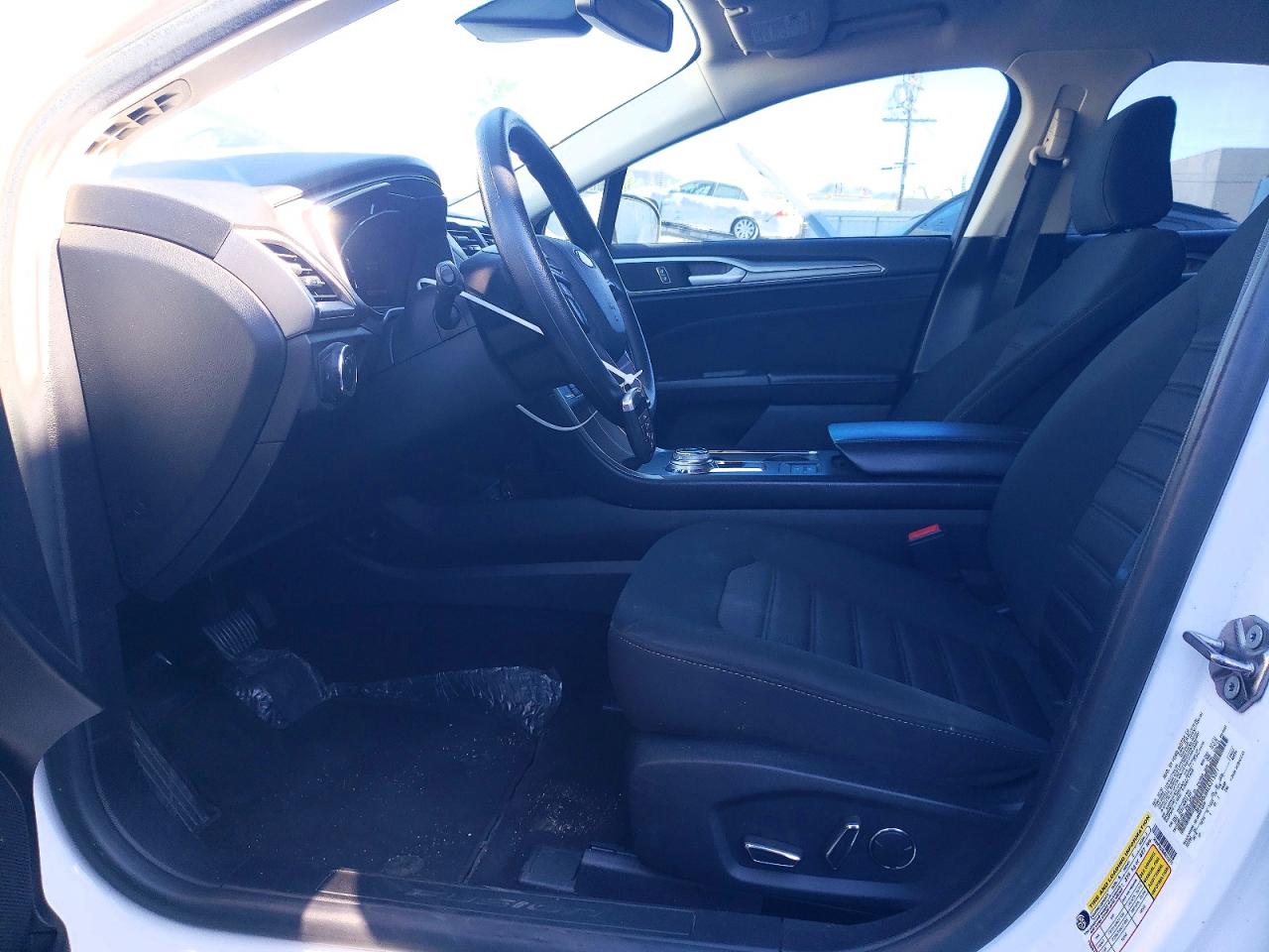 2020 FORD FUSION SE photo 7