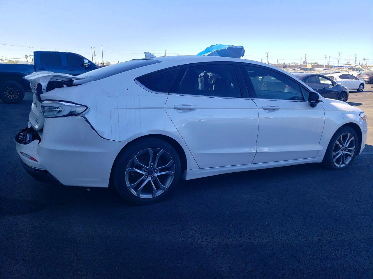 2020 FORD FUSION SE photo 3