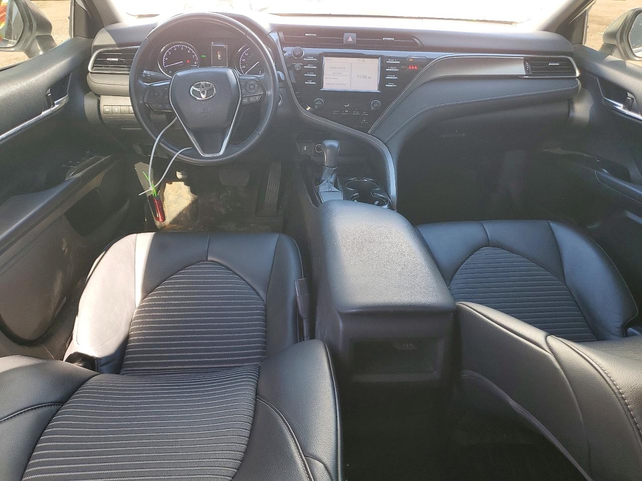 2019 TOYOTA CAMRY L photo 15