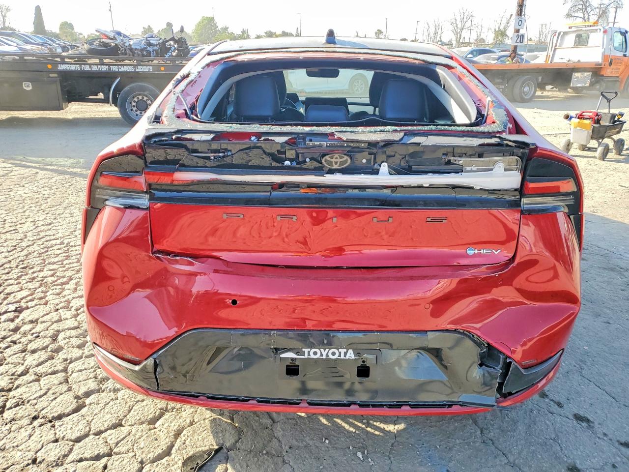 2025 TOYOTA PRIUS photo 6