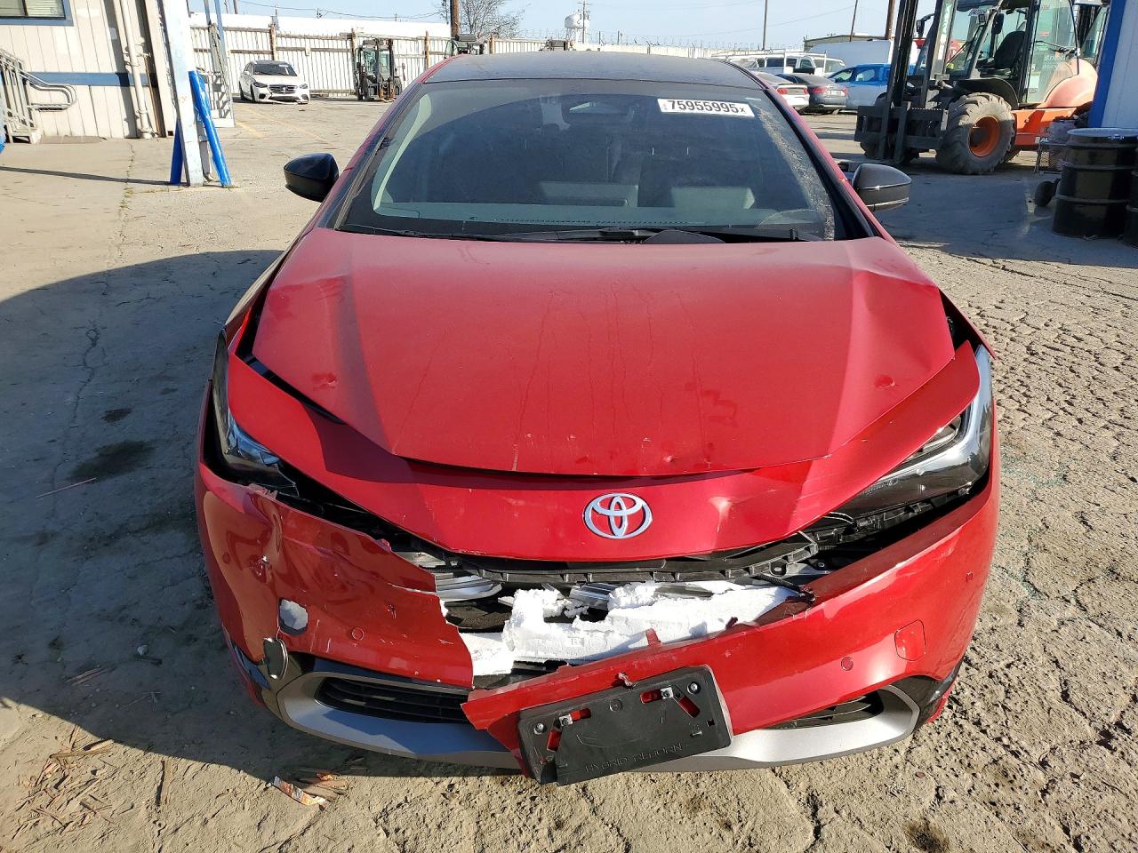 2025 TOYOTA PRIUS photo 5