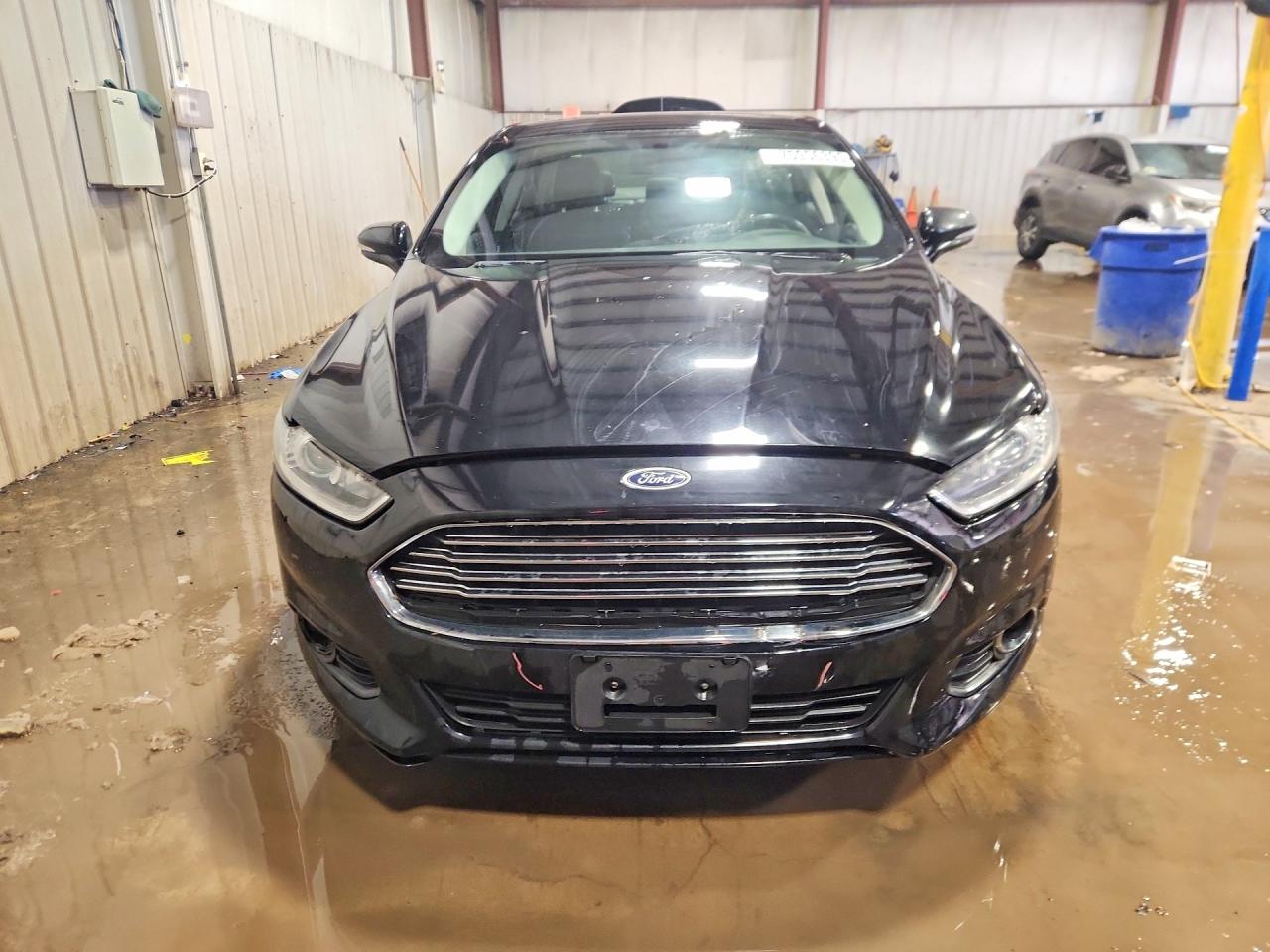 2016 FORD FUSION SE photo 9