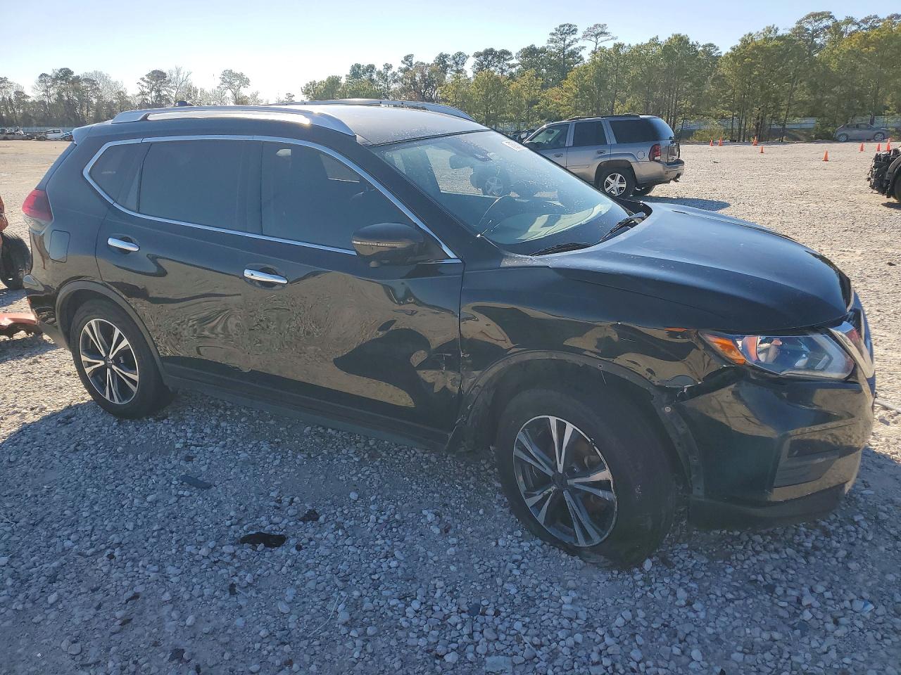 2020 NISSAN ROGUE SV photo 10