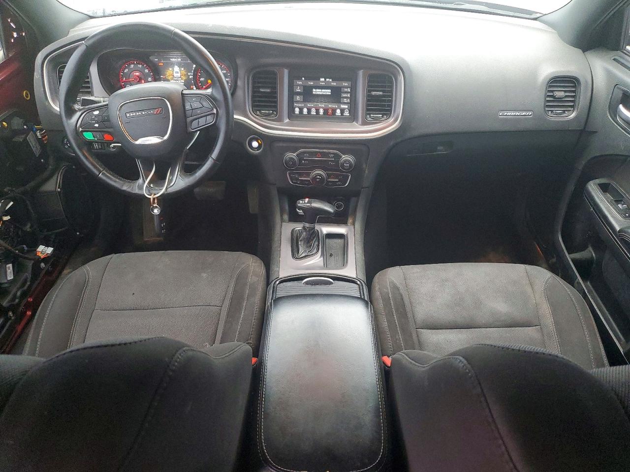 2020 DODGE CHARGER SXT photo 15