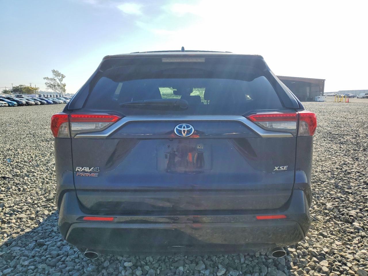 2021 TOYOTA RAV4 PRIME XSE photo 11