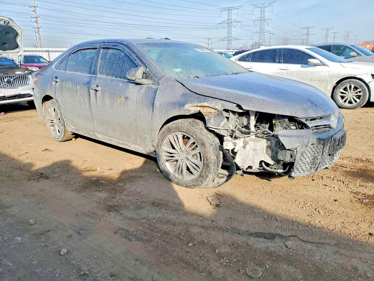 2017 TOYOTA CAMRY SE photo 10