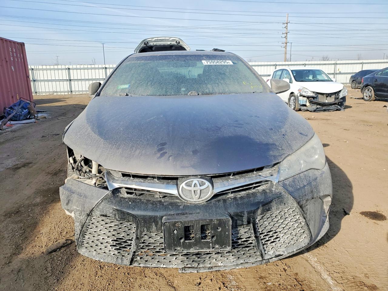 2017 TOYOTA CAMRY SE photo 13