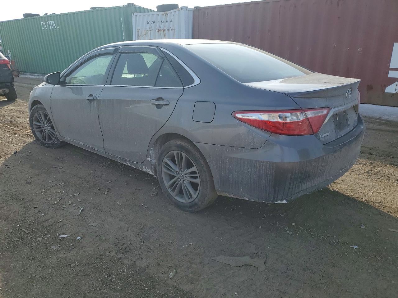 2017 TOYOTA CAMRY SE photo 4