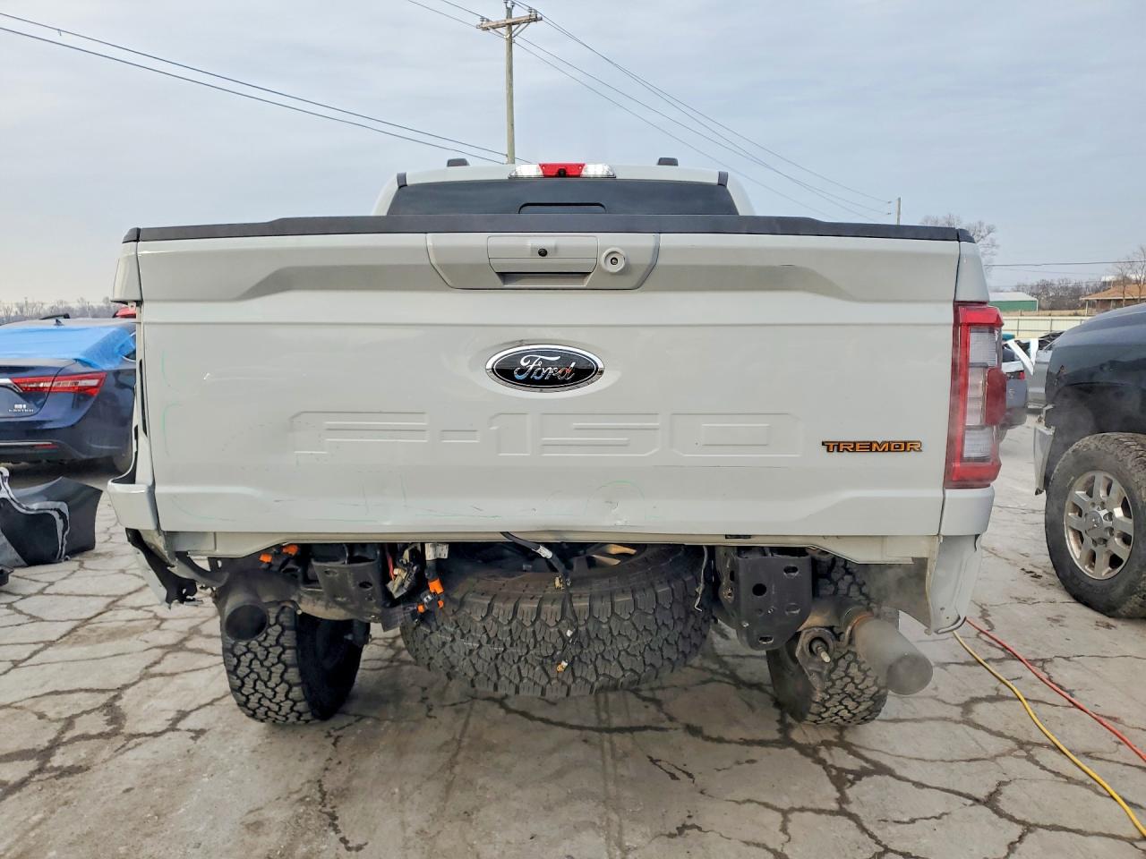 2023 FORD F150 SUPERCREW photo 11