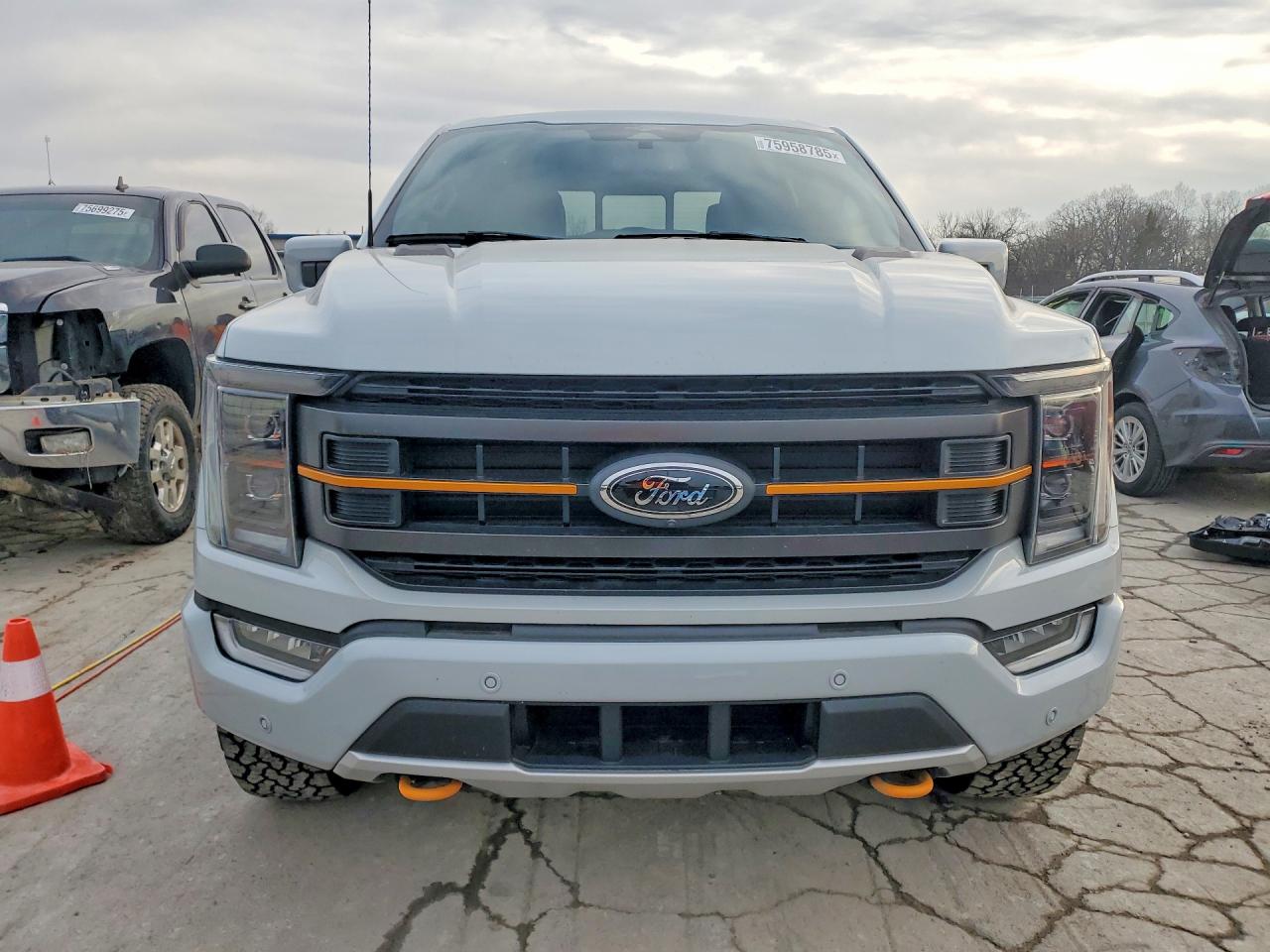 2023 FORD F150 SUPERCREW photo 9