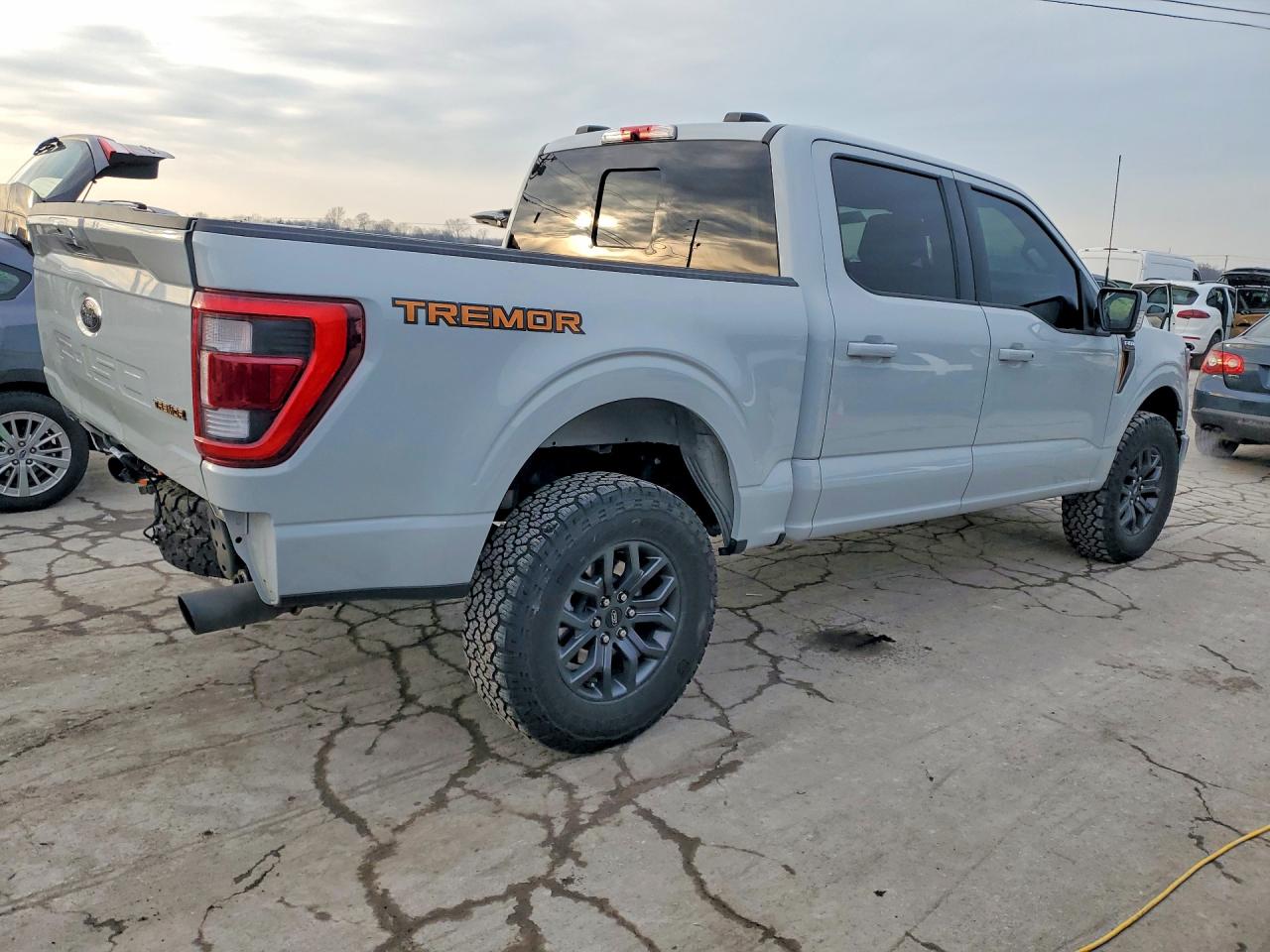 2023 FORD F150 SUPERCREW photo 5