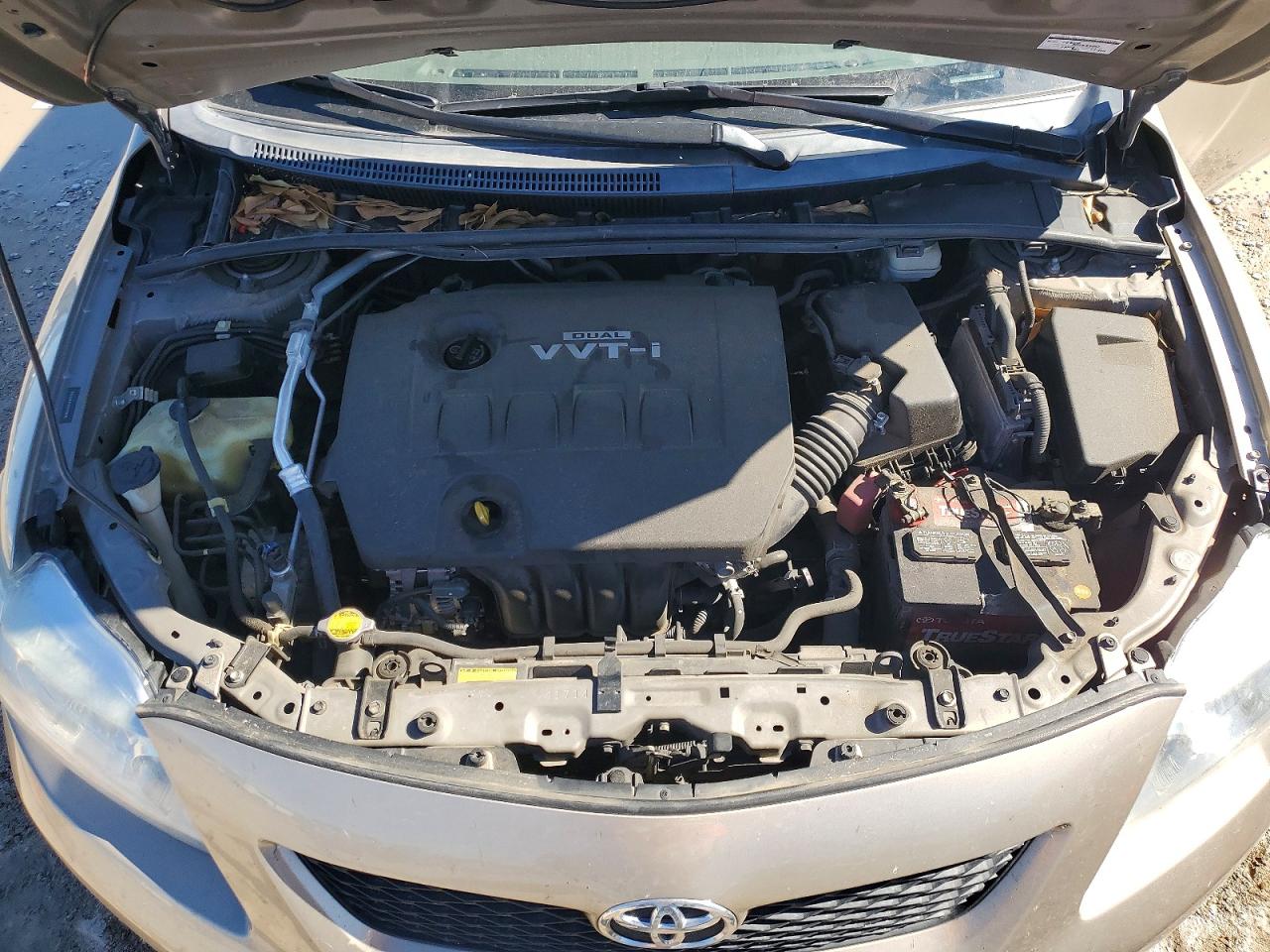 2010 TOYOTA COROLLA photo 21