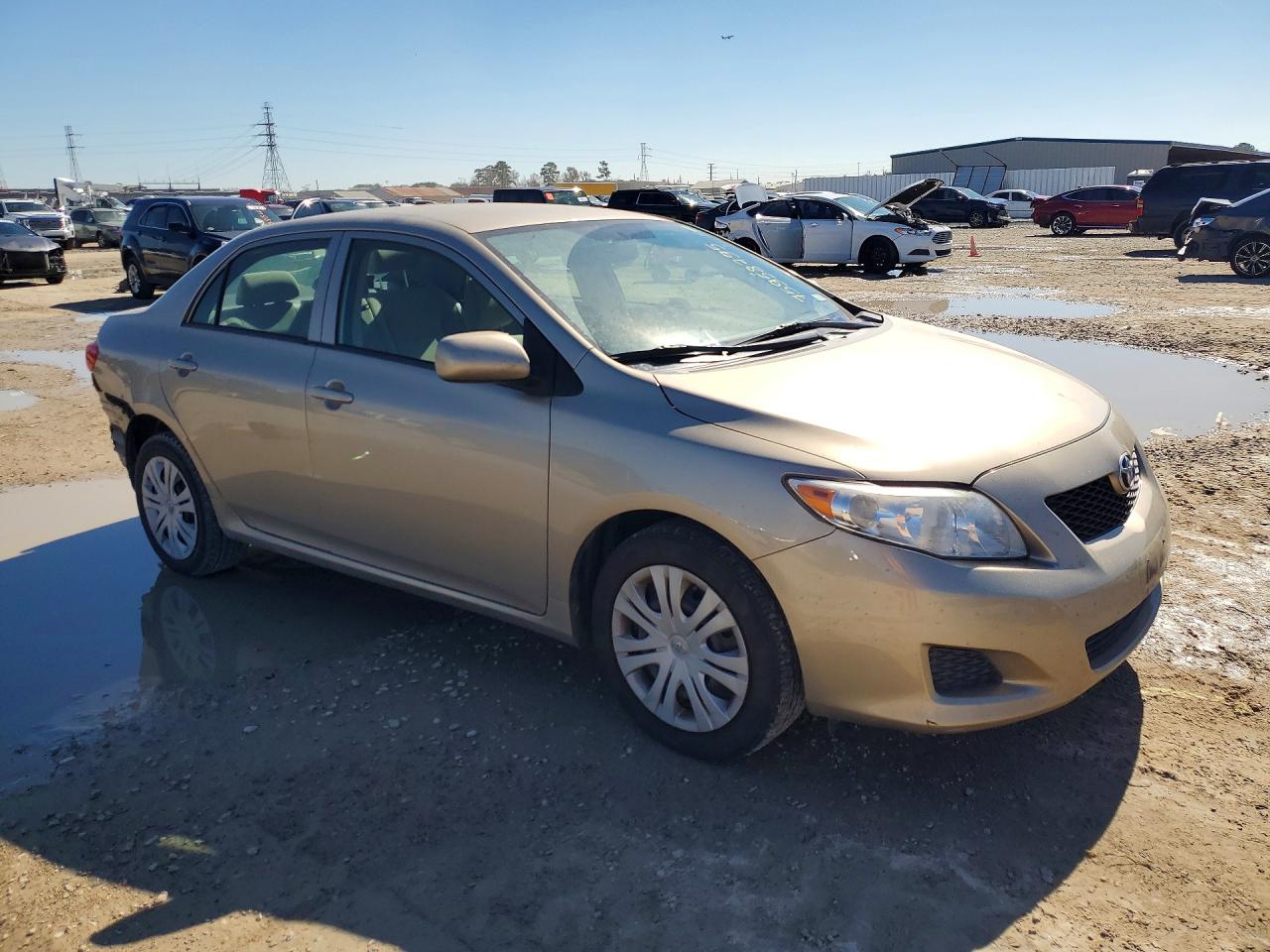 2010 TOYOTA COROLLA photo 7