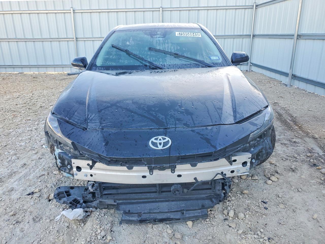 2025 TOYOTA CAMRY LE photo 5