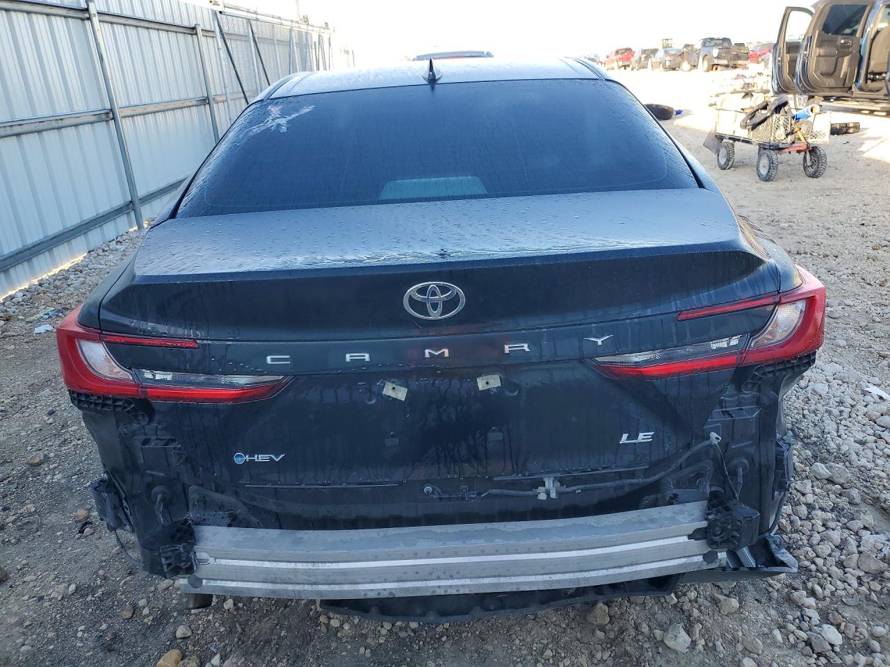 2025 TOYOTA CAMRY LE photo 6