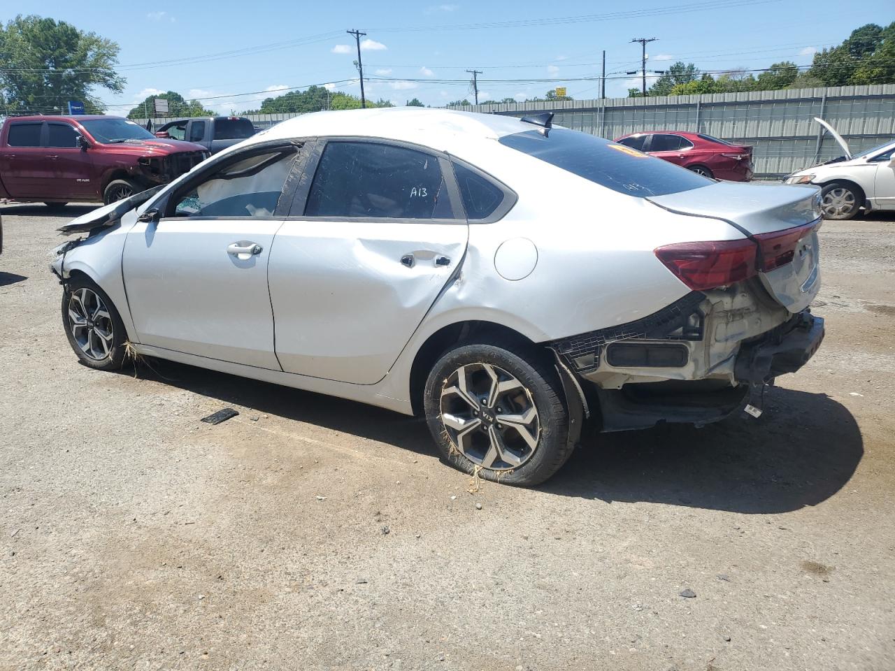 2019 KIA FORTE FE photo 3