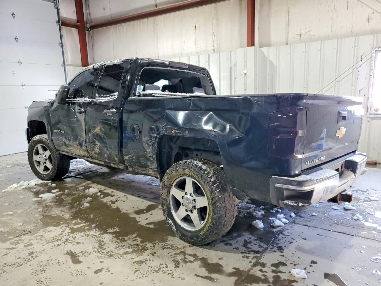 2016 CHEVROLET SILVERADO K2500 HEAVY DUTY photo 3