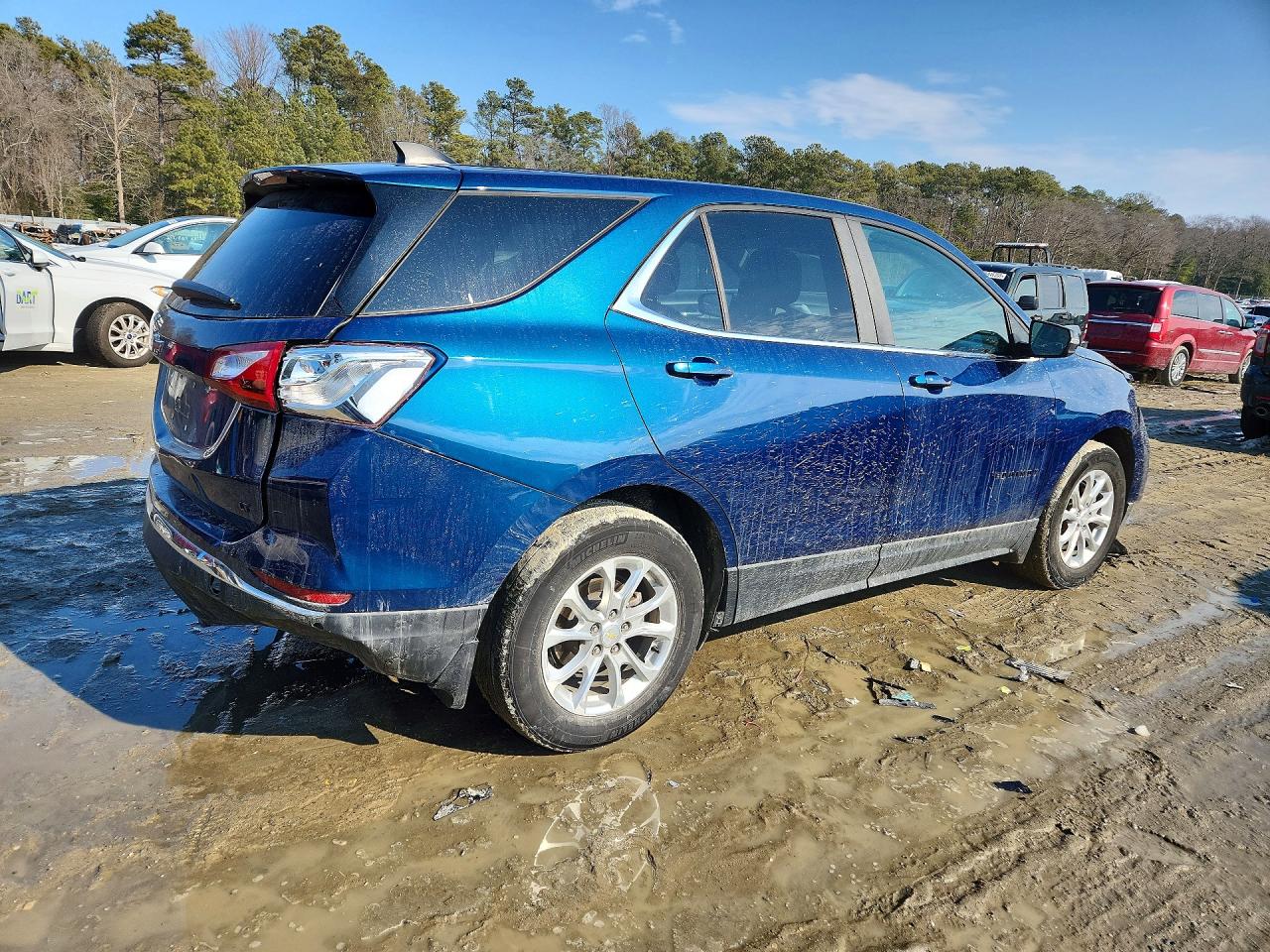 2021 CHEVROLET EQUINOX LT photo 3