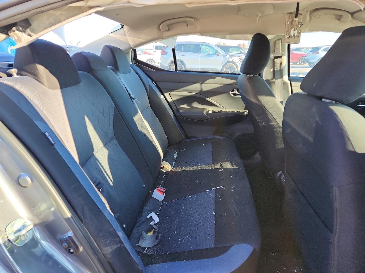2025 NISSAN VERSA SV photo 19
