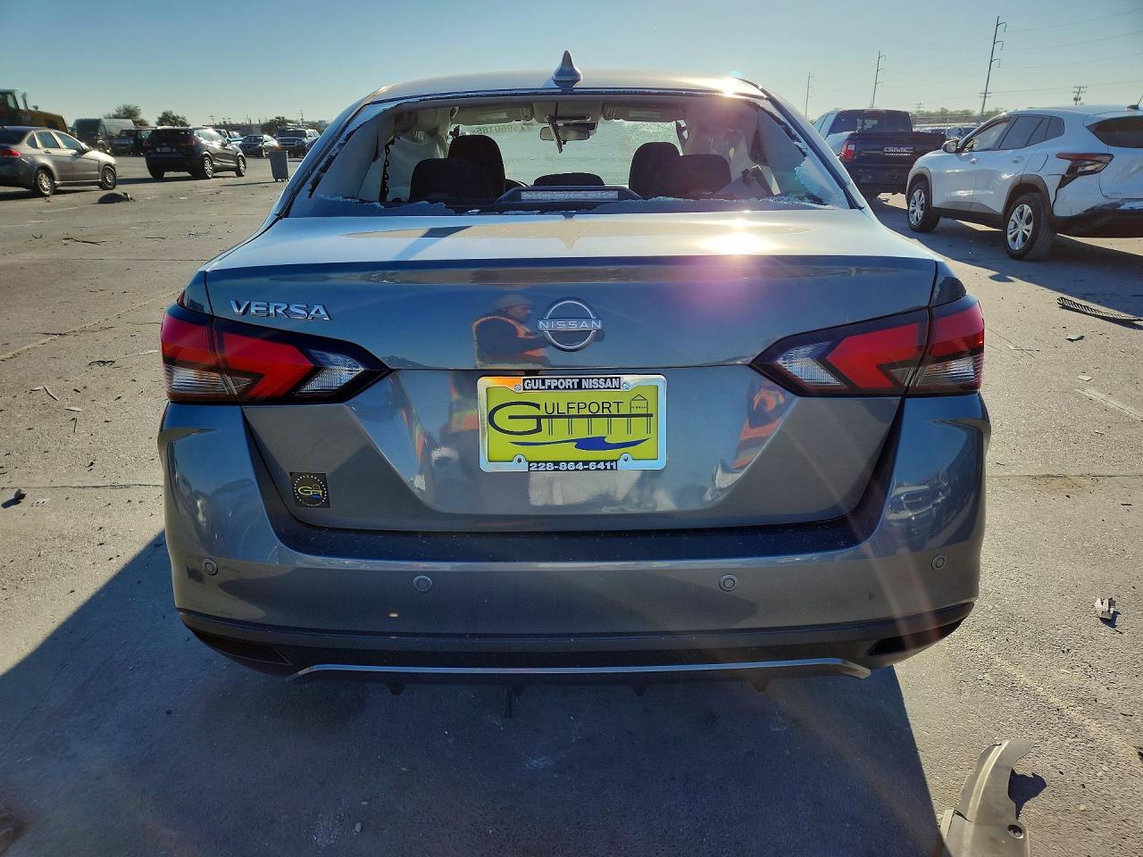 2025 NISSAN VERSA SV photo 11