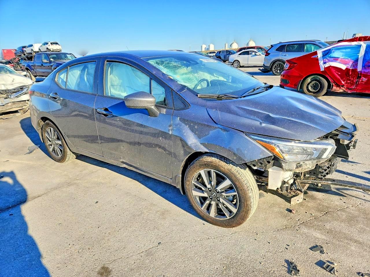 2025 NISSAN VERSA SV photo 7