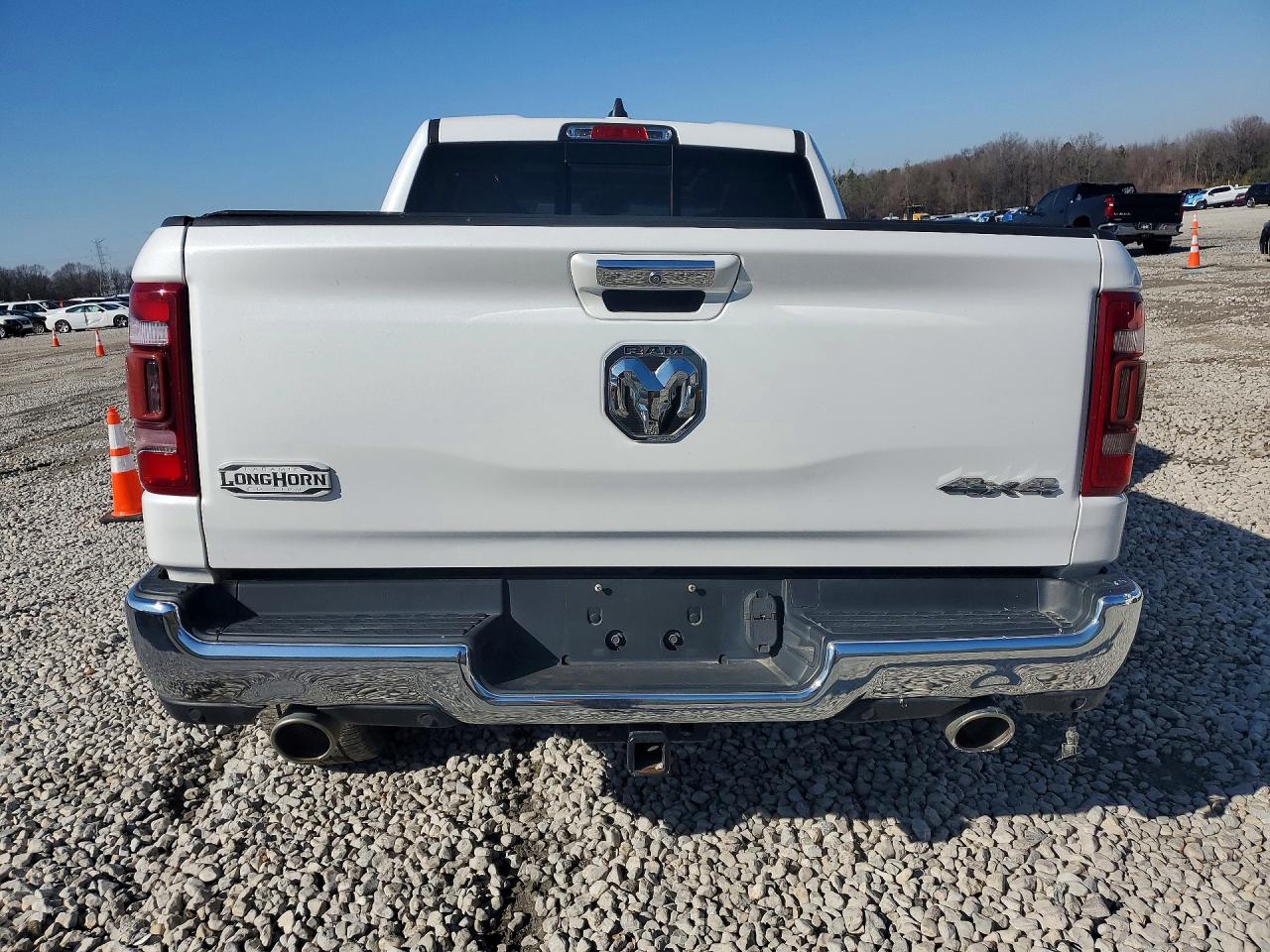 2019 RAM 1500 photo 6