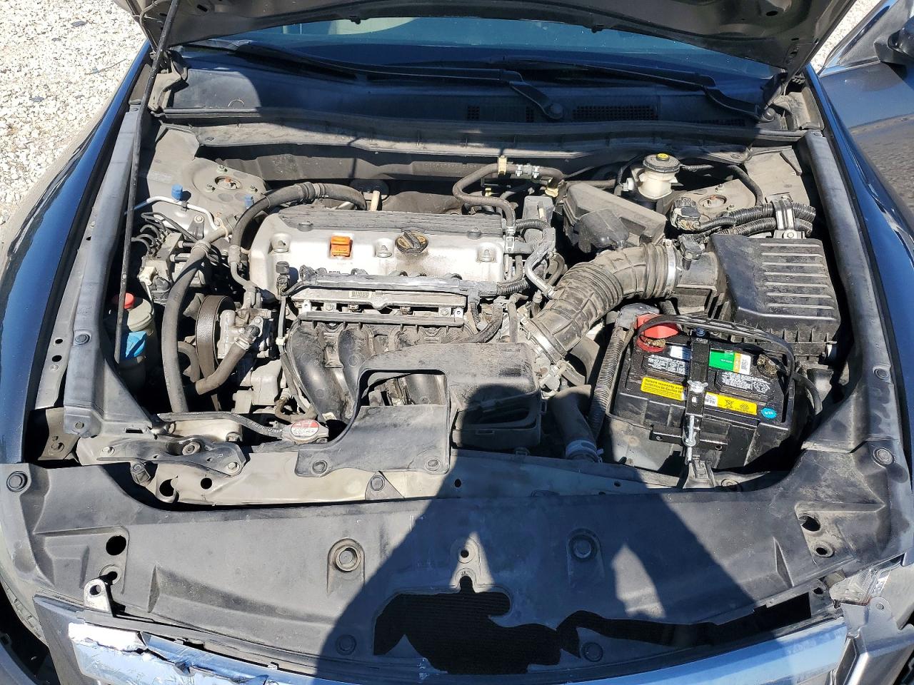 2012 HONDA ACCORD LX photo 31