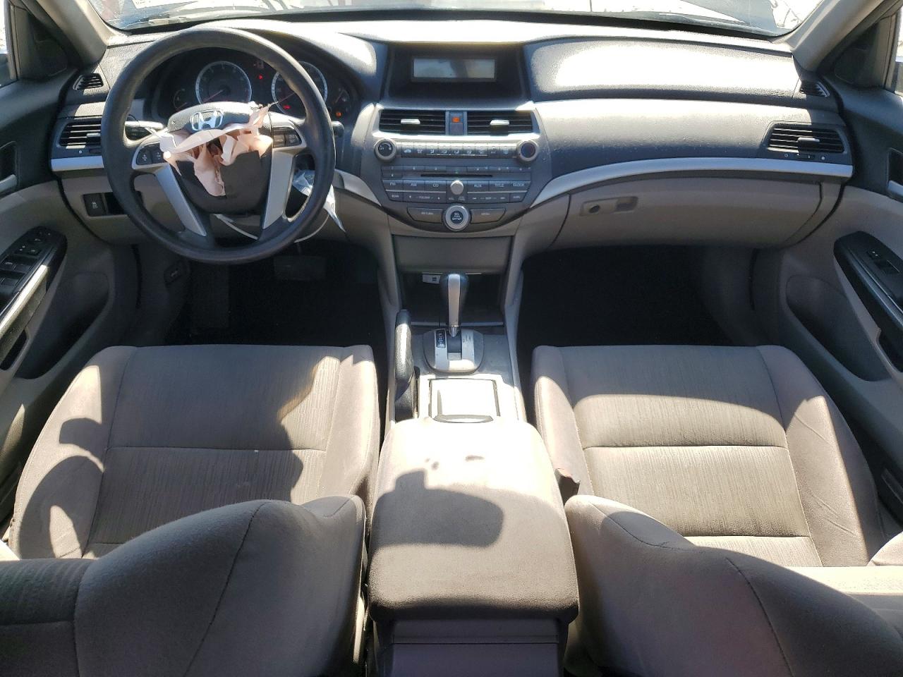 2012 HONDA ACCORD LX photo 22