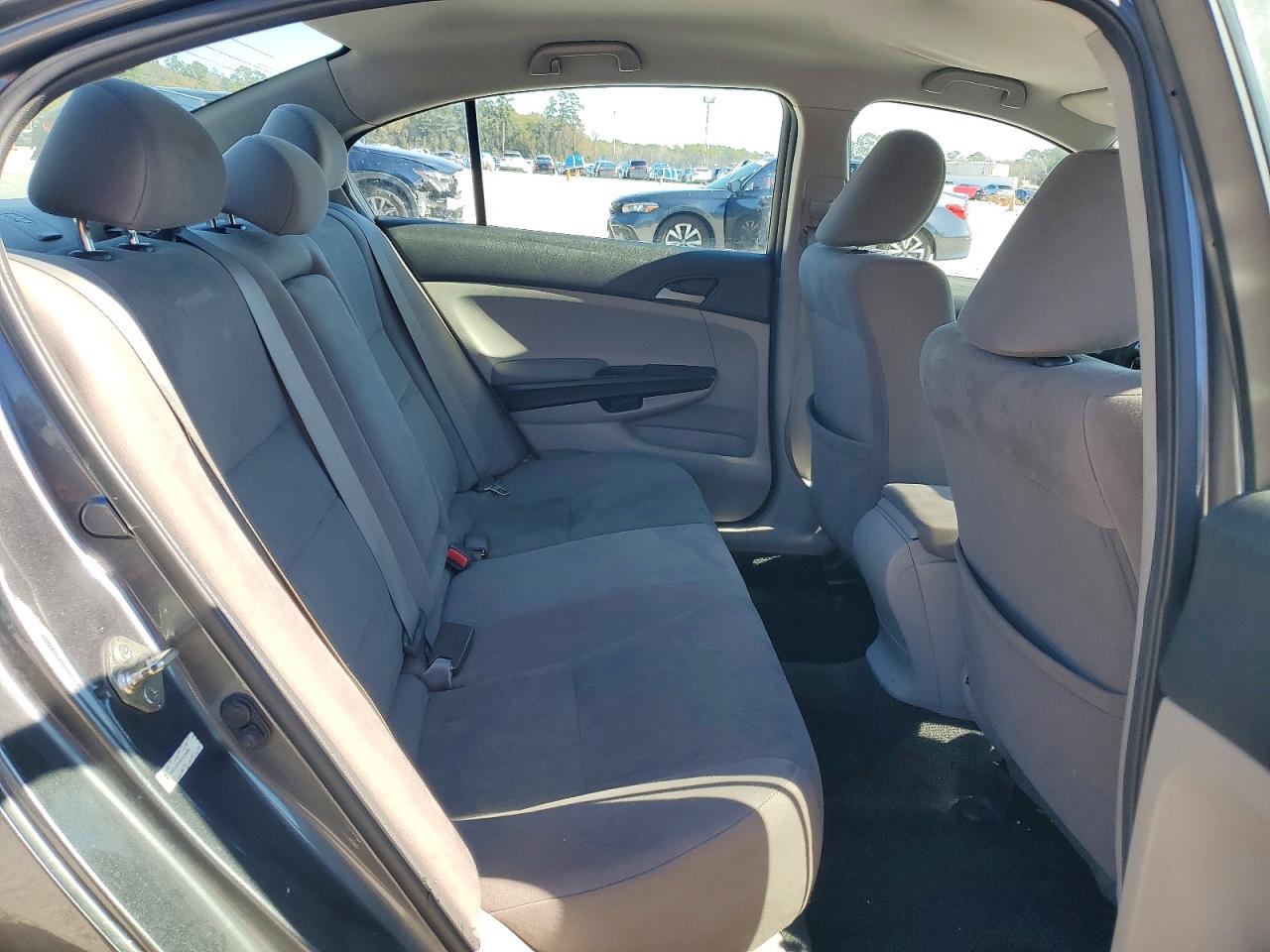 2012 HONDA ACCORD LX photo 28