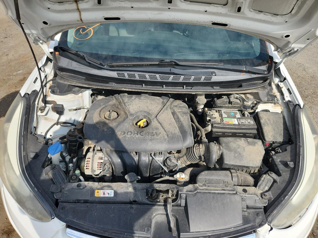 2014 HYUNDAI ELANTRA SE photo 31