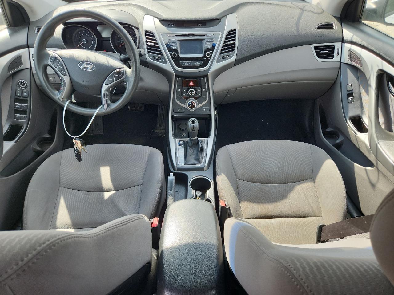 2014 HYUNDAI ELANTRA SE photo 22