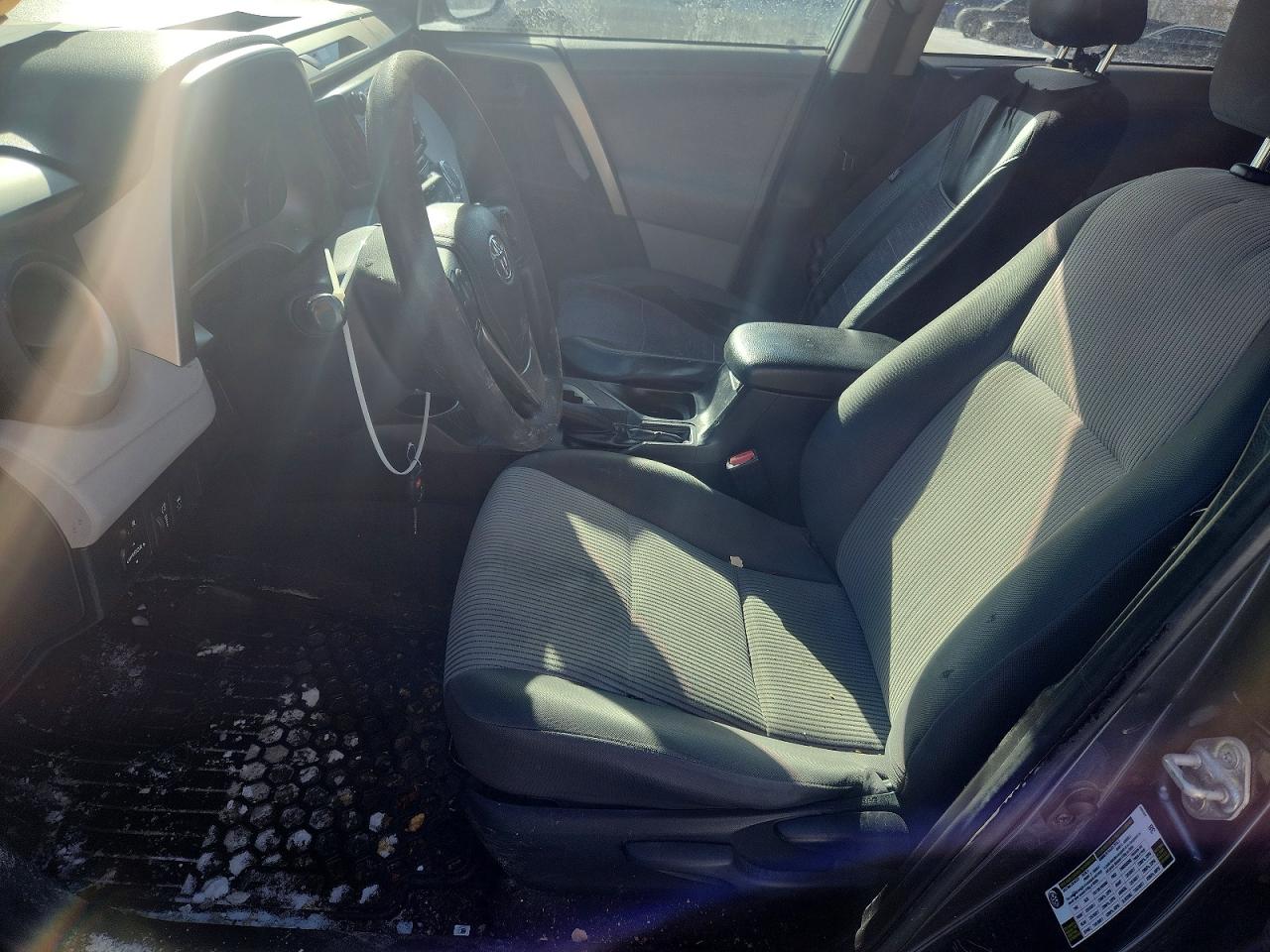 2013 TOYOTA RAV4 LE photo 13