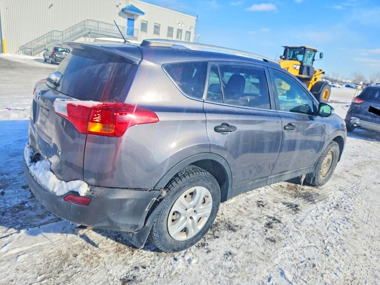 2013 TOYOTA RAV4 LE photo 5