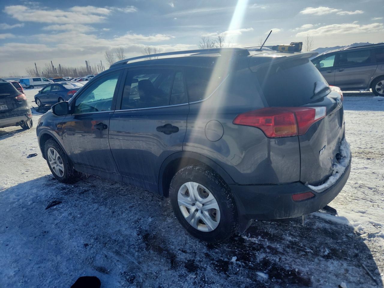 2013 TOYOTA RAV4 LE photo 3