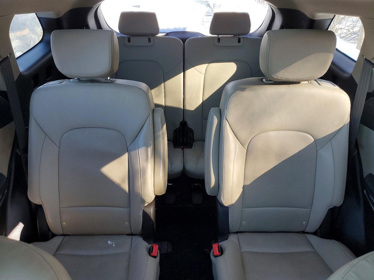 2019 TOYOTA COROLLA L photo 19