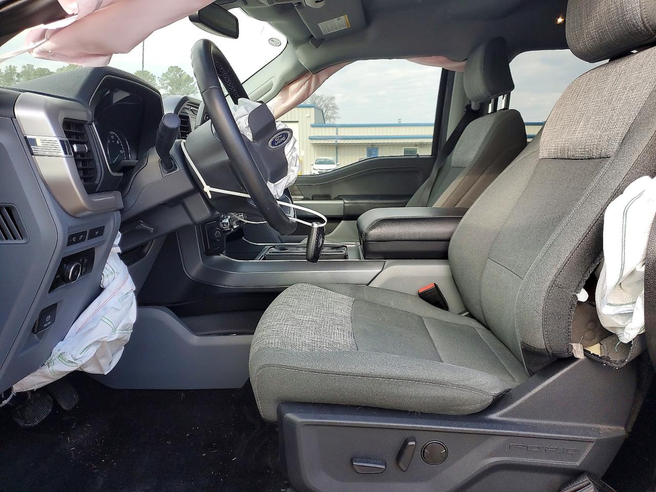 2023 FORD F150 SUPERCREW photo 13